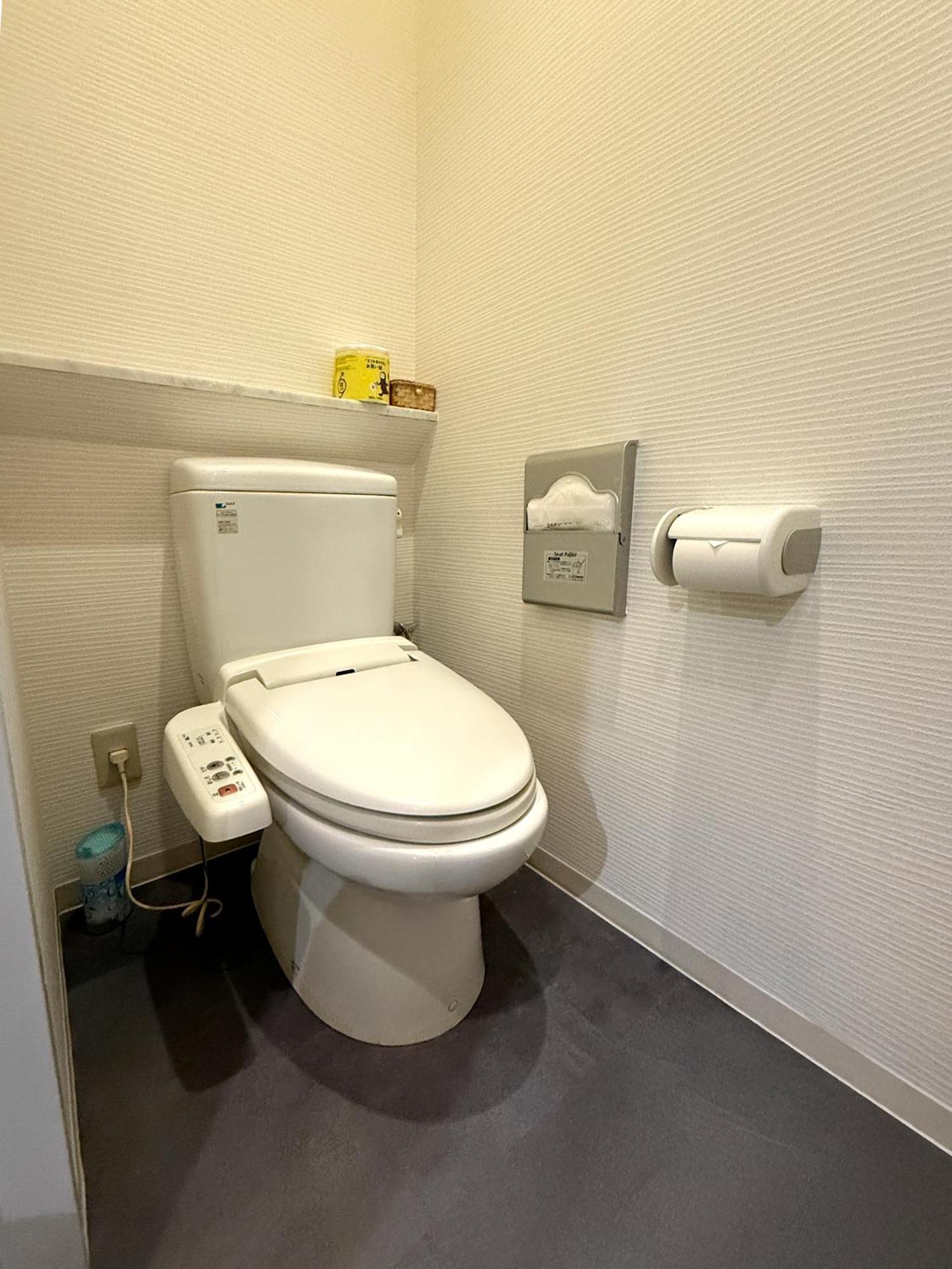 Hotel Hyper (Adults Only) Osaka Exteriör bild