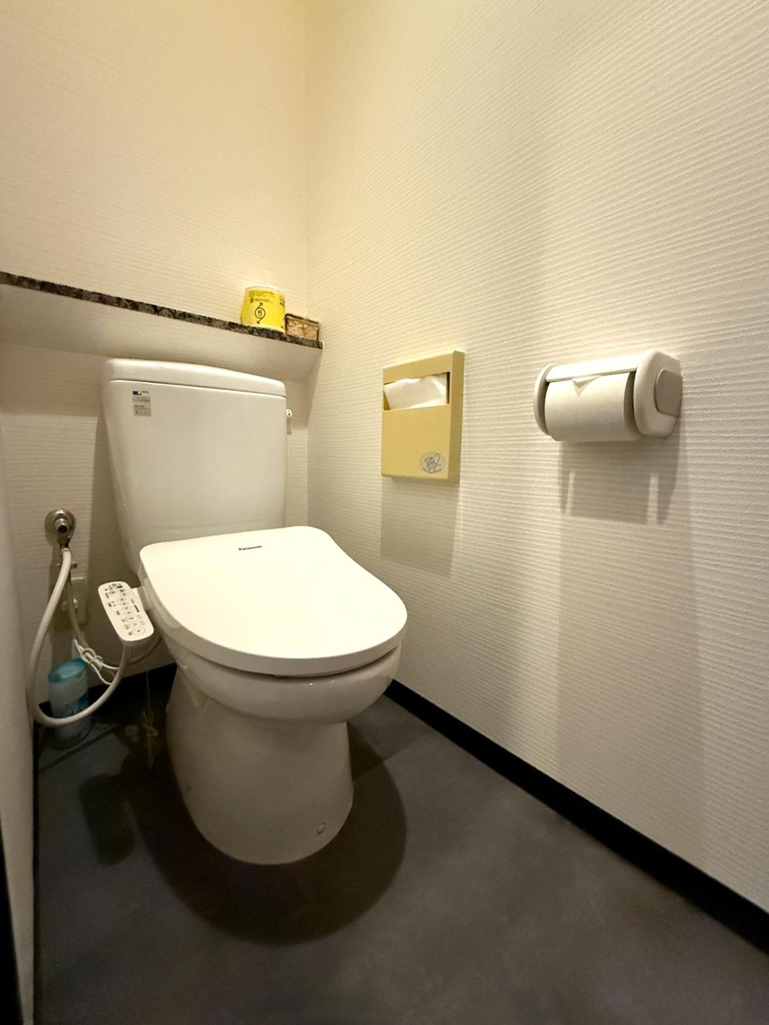 Hotel Hyper (Adults Only) Osaka Exteriör bild